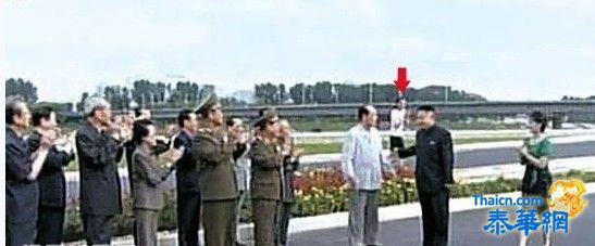 金正恩妹妹是个冒失鬼 23岁公主举止引热议