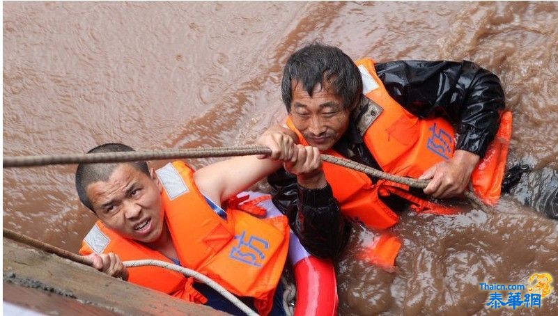 重庆大足区遭强暴雨袭击 200余人紧急转移