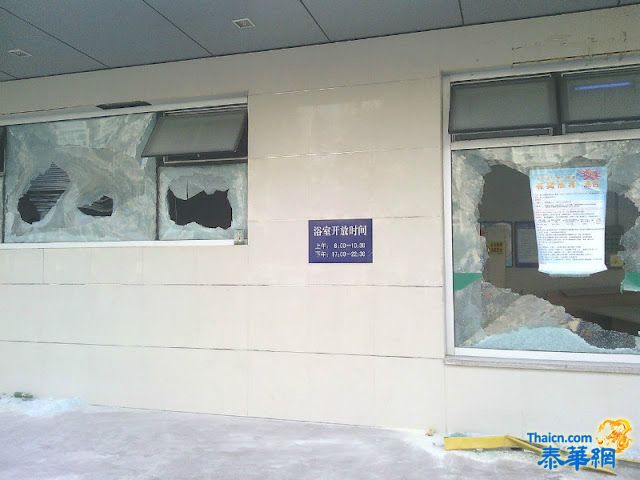 太原富士康万人暴动 千警镇压 超10人死亡