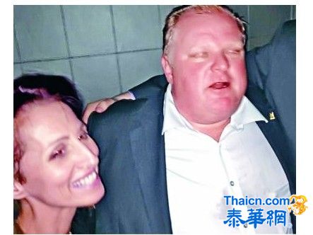 被控摸女子屁股 福特市长麻烦又来了