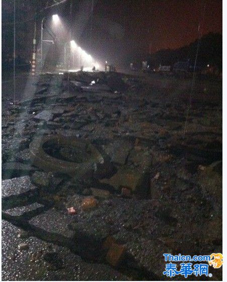 江西南昌地下管道爆炸 炸毁近百米道路