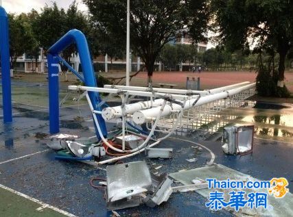 广东东莞遭强风雷雨冰雹袭击 8死136伤