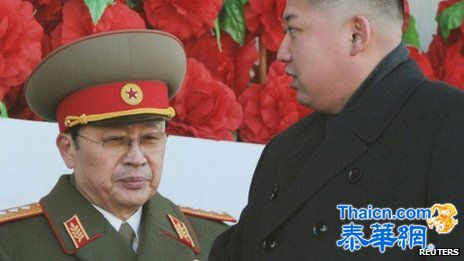 张成泽被狗活活咬死 金正恩李雪主观看