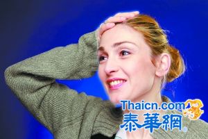 法国总统恋上女演员 “偷情”照被曝光