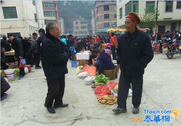 中国新年江西省赣州市兴国县良村乡的街市