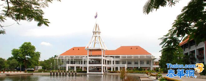 泰国国立法政大学Thammasat University