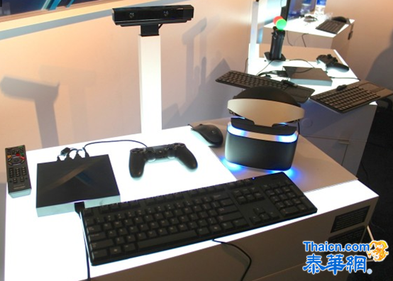 索尼PS4虚拟现实耳机受追捧