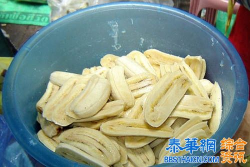 泰国民众最爱的油炸食品---炸香蕉