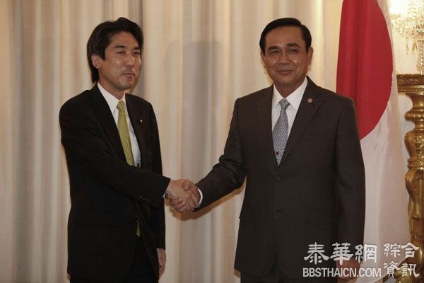 日本特使向巴育转交日本首相亲笔信 日相安倍邀请 总理巴育访日