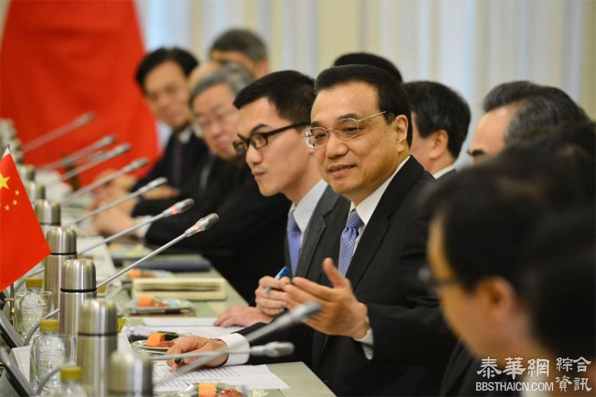 泰国总理巴育在总理府会见中国总理李克强一行
