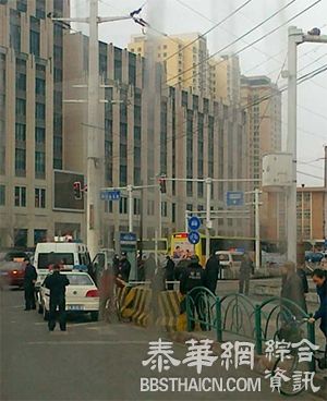 乌鲁木齐传砍人 3路人遭砍伤