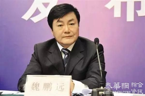 央媒连曝多名葛朗台：鞋底换3次接着穿，赃款塞满5个保险柜