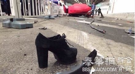 北京法拉利兰博基尼相撞四疑问待解：黑色高跟鞋的主人是谁？