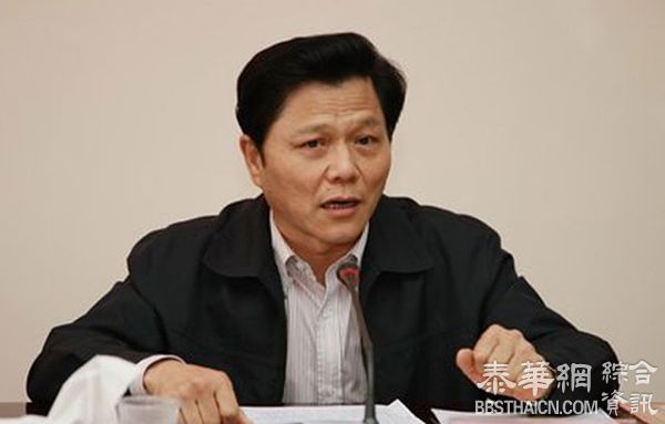 广州花都区政协原主席王雁威畏罪潜逃，女儿被控受贿近五百万