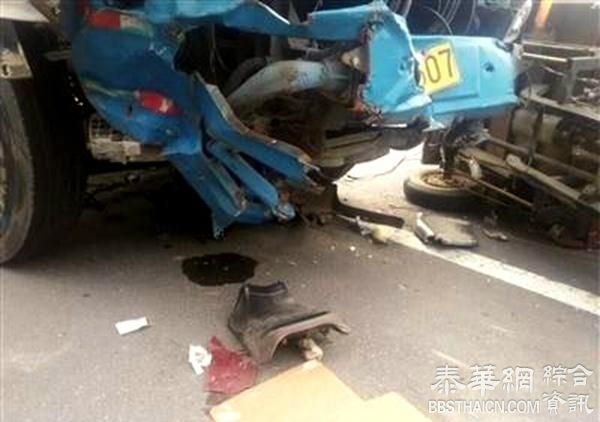 徐州货车冲入路边揽活的农民工人群，已致4死12伤