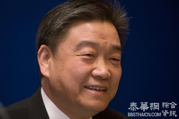 60岁建行行长张建国辞任，曾说“银行是弱势群体”逗乐总理