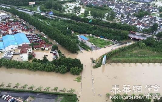 持续暴雨致江苏多城告急：南京现内涝，常州大运河超历史水位