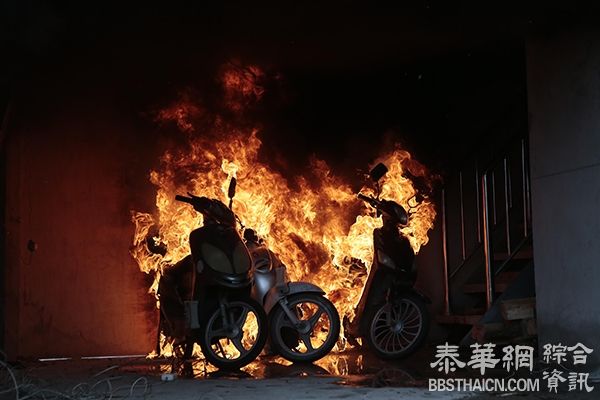 电动车充电起火多可怕？90秒现场200℃吸入就能灼伤