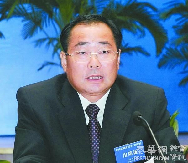 广东省纪委原副书记钟世坚被双开：泄露案情，行贿受贿，串供