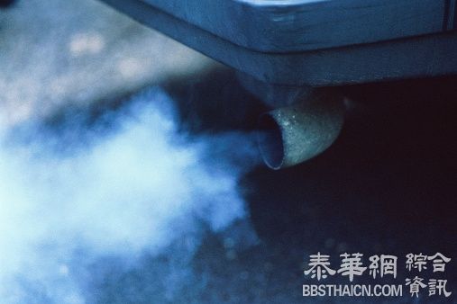 如何「一眼鑑别」烧机油现象？教你3招