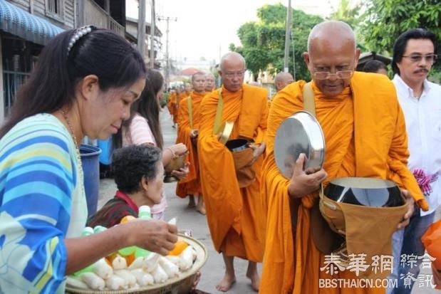 素贴明日还俗 投身慈善事业