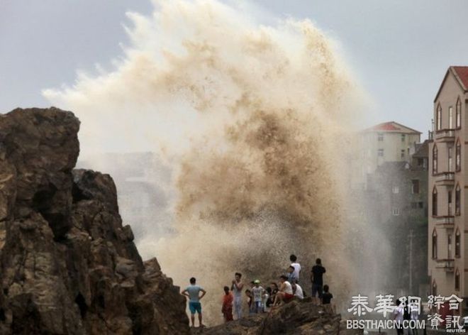 强台风登陆中国东南沿海 大批人员疏散