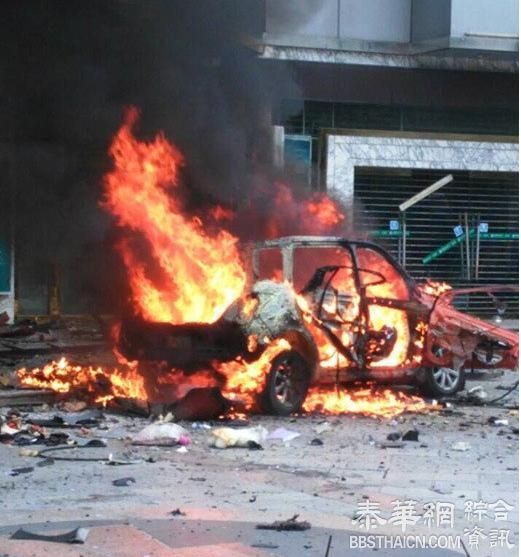 广西南丹一轿车爆炸起火 司机被烧焦当场身亡图