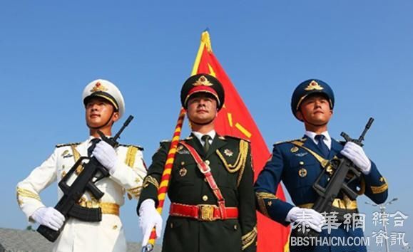 走在阅兵最前列的人：3位山东旗手，连嘴角动作都要一致