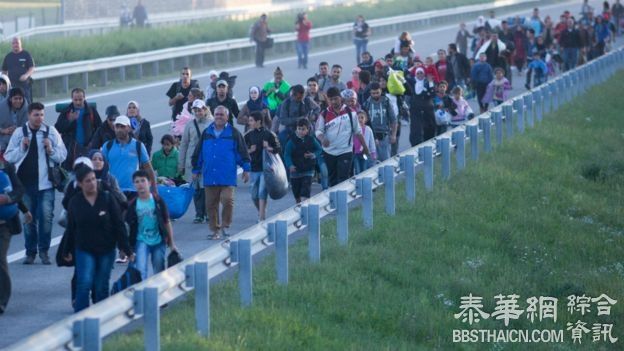 欧洲移民危机：数百人突破匈牙利警方封锁线