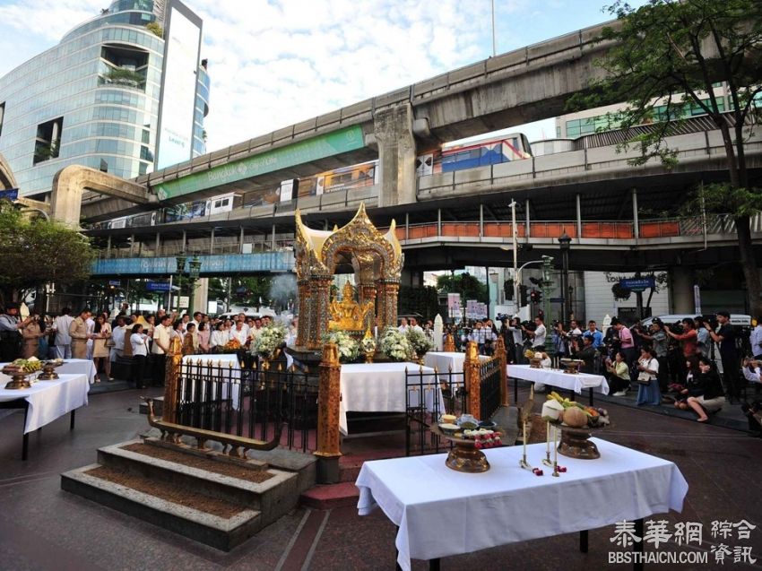 警方确认嫌犯持中国护照 东突嫌疑上升