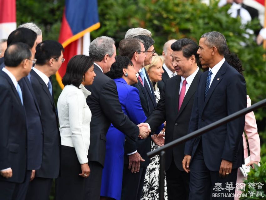 奥巴马总统在白宫南草坪为习近平主席举行欢迎仪式