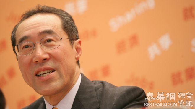 政协常委唐英年：对李嘉诚的指责“不公道”