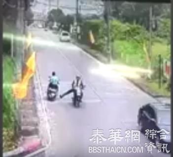 警车撞亡两人 引发普吉骚乱