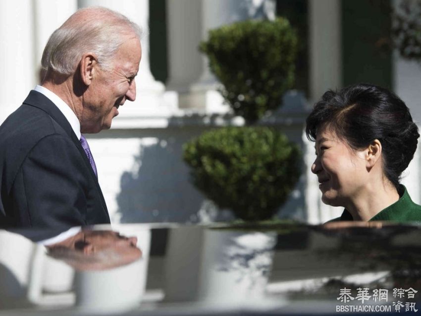 朴槿惠迟到 美利坚老顽童插口袋等待