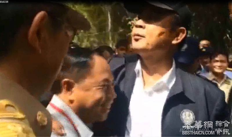 巴育拥抱反独联领袖