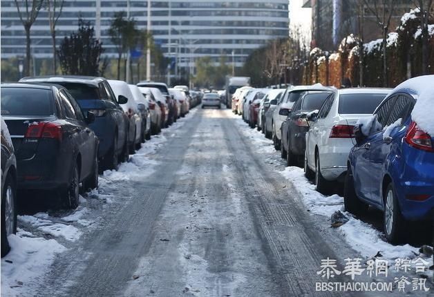 雪季上路全攻略 驾驶技巧及注意事项