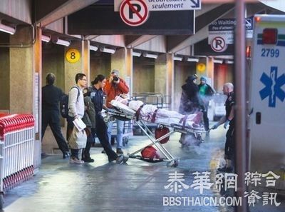 上海飞加拿大航班因乱流致20人受伤 8人被抬出