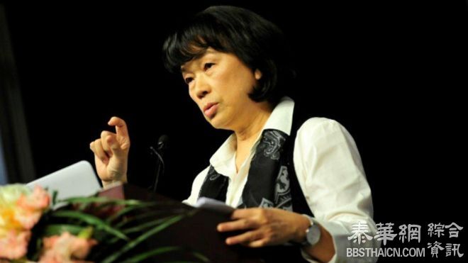 台湾著名作家龙应台在北京与读者互动