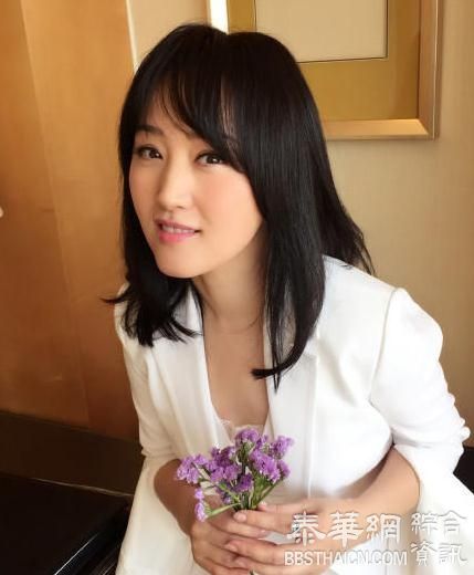 杨钰莹晒近照引网友惊呼：怎么保养的？！