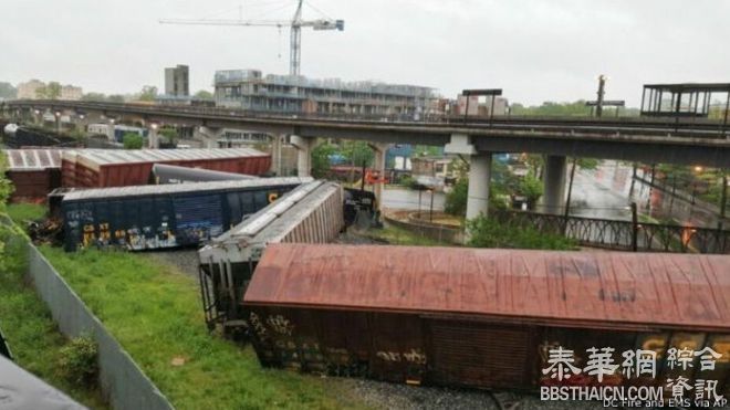 华盛顿列车出轨导致有毒化学物质泄漏