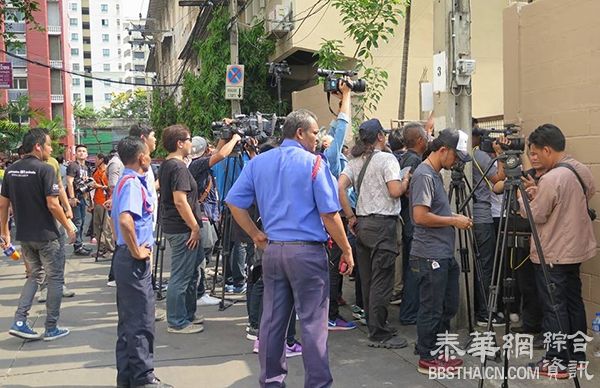 大学开枪杀人博士与警方僵持6小时   母亲跪求下选择自杀