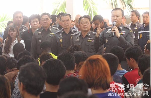 纳塔吞警中将称:移民局抓获2名跨国刑事罪犯