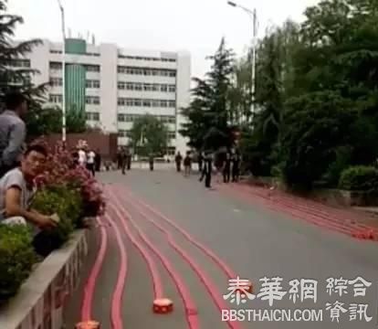基层民警实名举报“黑老大程三”高调出狱，真实姓名竟遭泄露