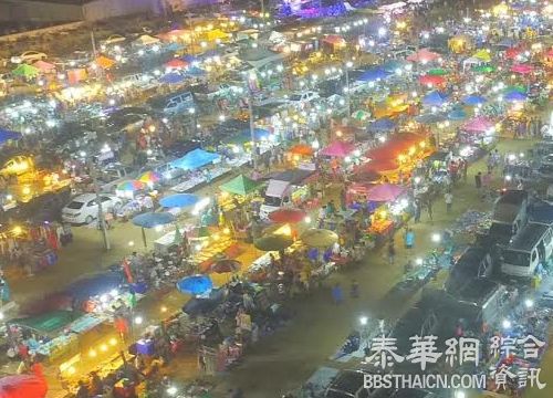 退役飞机为主题的夜市  佛统旅游开辟新地标