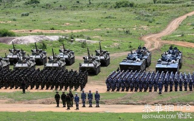 “蓝色突击－2016”泰中海军陆战队联合训练在尖竹汶府班扎肯圆满落幕