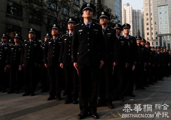 法学专家详解身份证查验问题：公民提异议时警察应证明身份