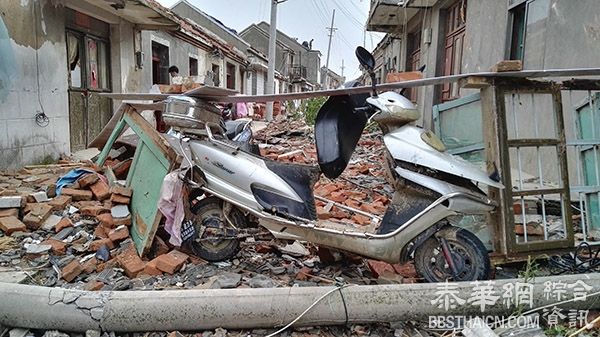 盐城射阳灾后首日：灾民在自救，外地志愿者也纷纷赶来