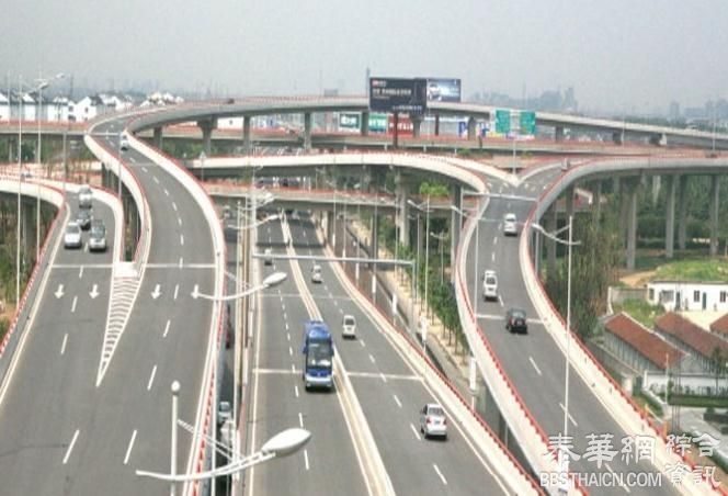禁止摩托车驶上曼谷39座立交桥及6条隧道的临时管理条例28日到期