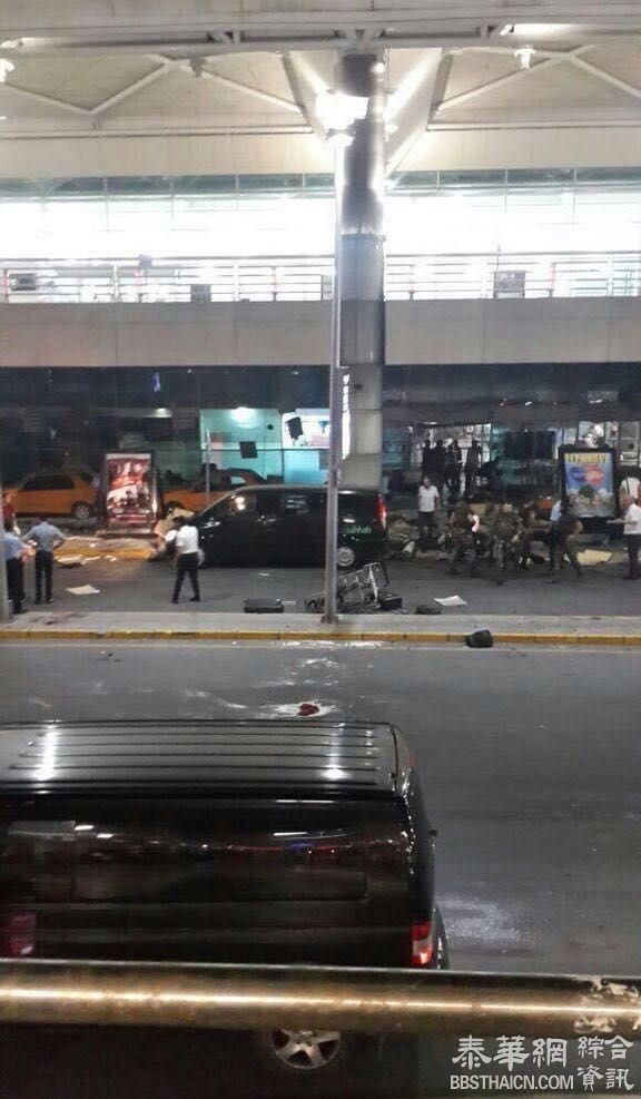 土耳其伊斯坦布尔机场发生自杀式袭击事件，超过50人死亡