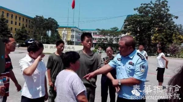 河南一职校称遭强拆，学生疑拍警察铐人时被摁头，警方调查